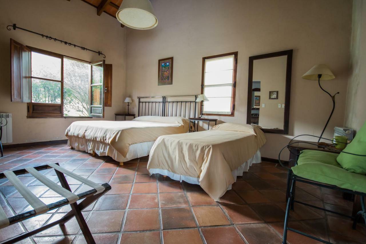 Hotel Torrontes Сан Лоренсо Екстериор снимка