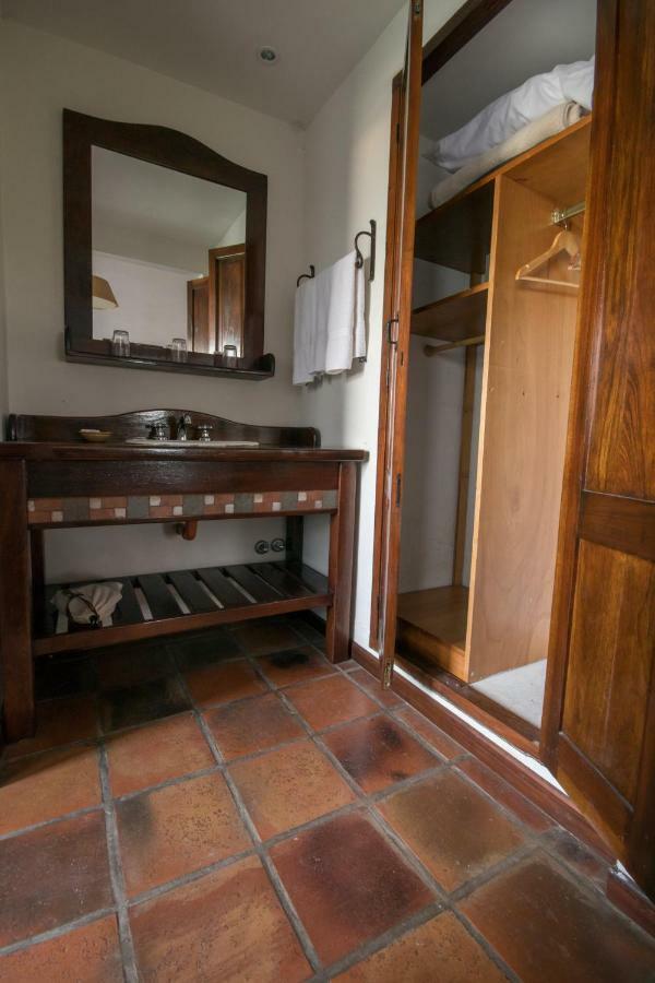 Hotel Torrontes Сан Лоренсо Екстериор снимка